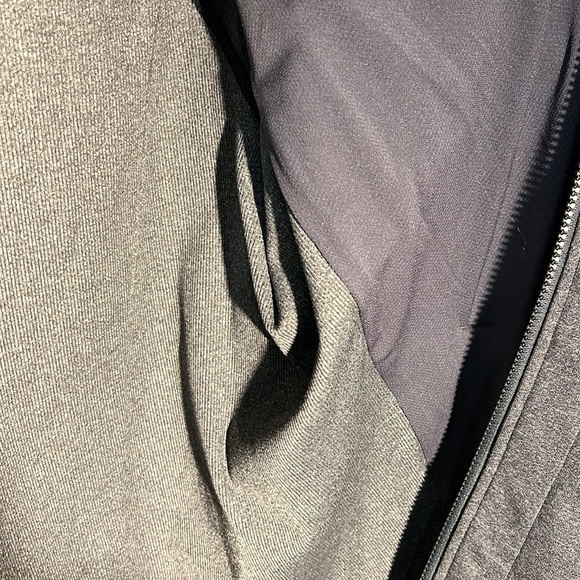 Lululemon Jacket Size L - Picture 9 of 10